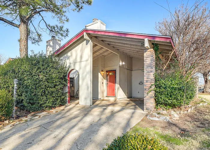 Furnished Patio! Family-friendly Townhome